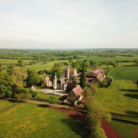 Château de Clusors Saint-Menoux Exterior foto
